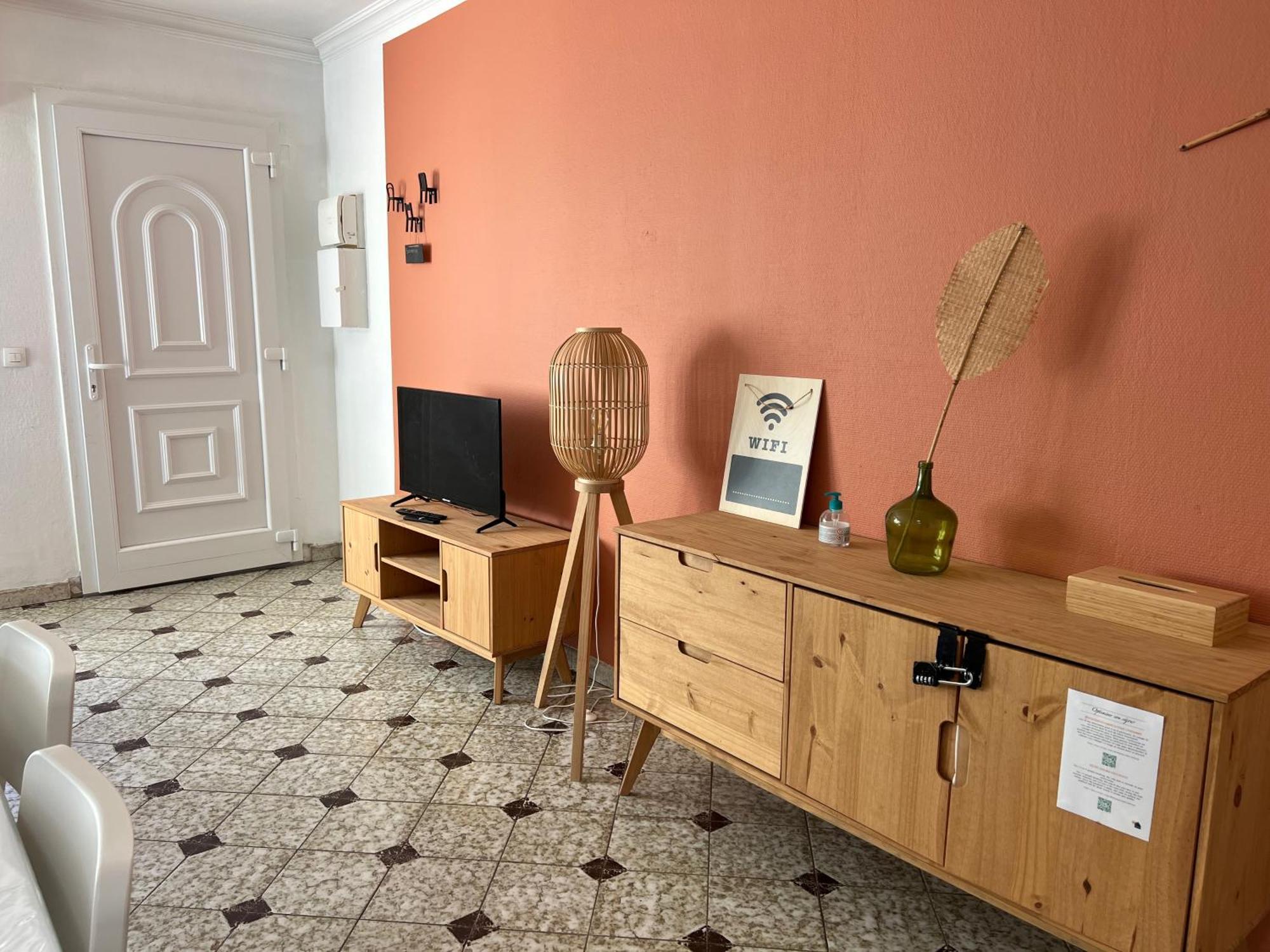 Appart'Hotel Nuiteejour Versailles Saint Cyr L'Ecole Zewnętrze zdjęcie